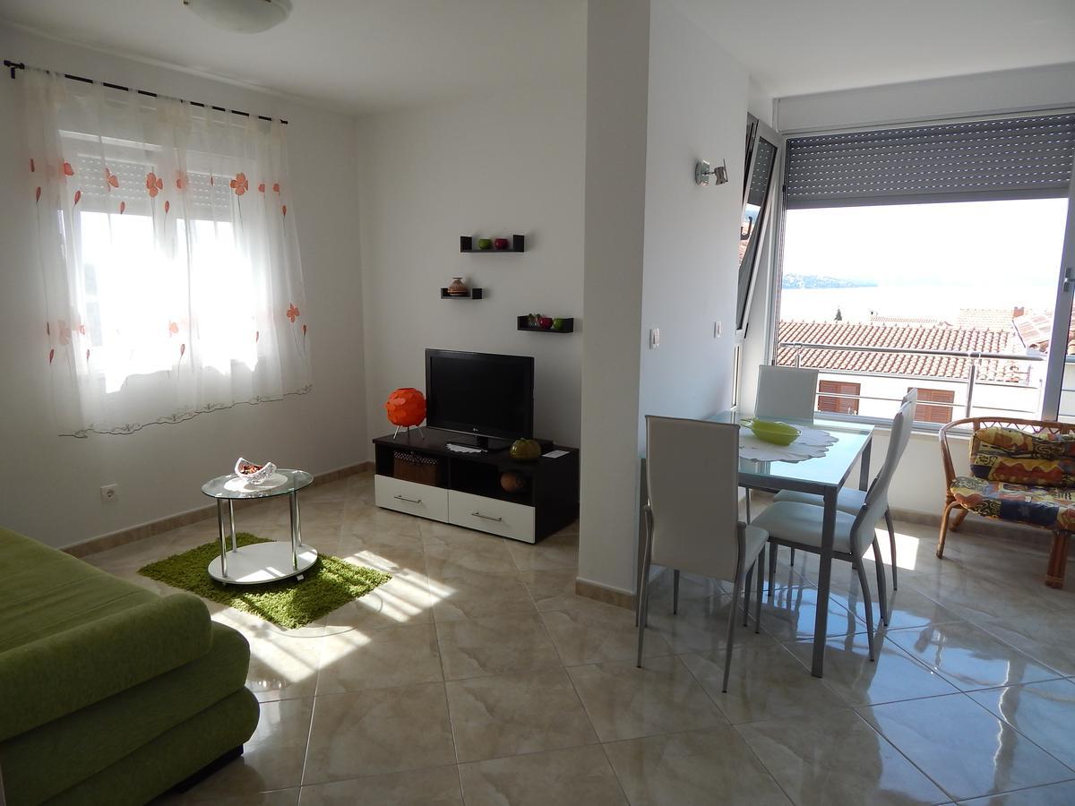 Apartments Linda Trogir Exterior foto