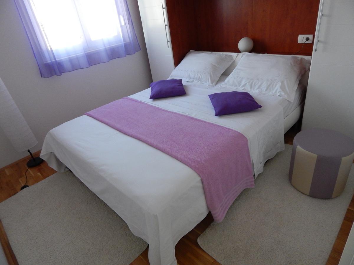 Apartments Linda Trogir Exterior foto