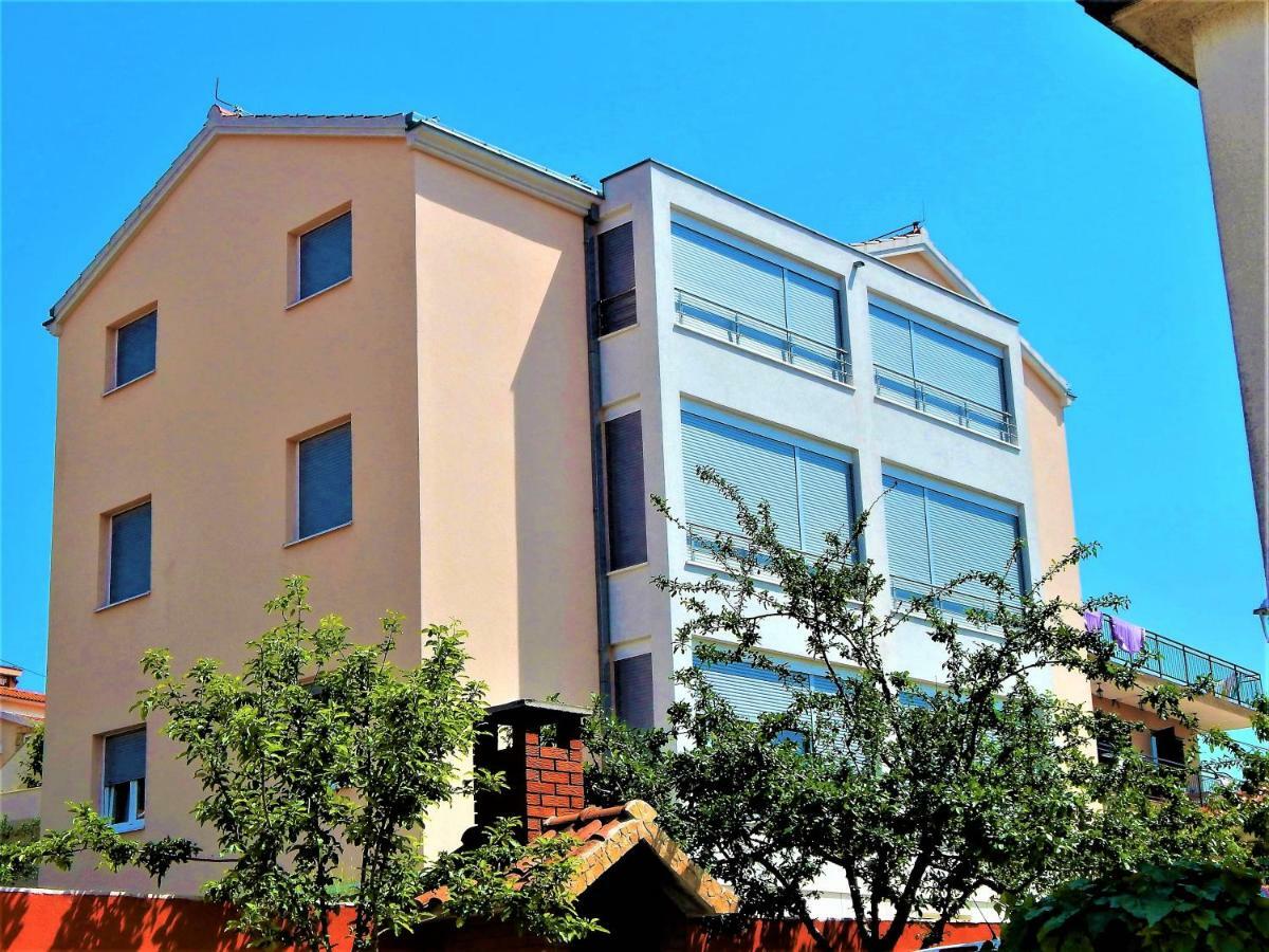 Apartments Linda Trogir Exterior foto